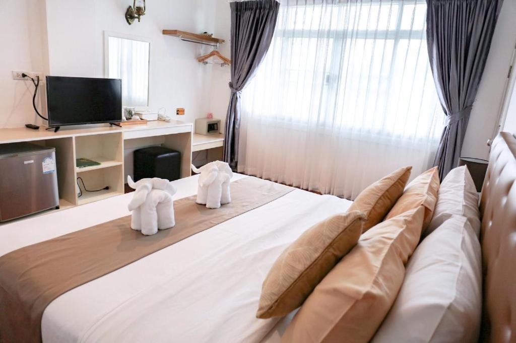 Rajapruek Place Чиангмай Екстериор снимка
