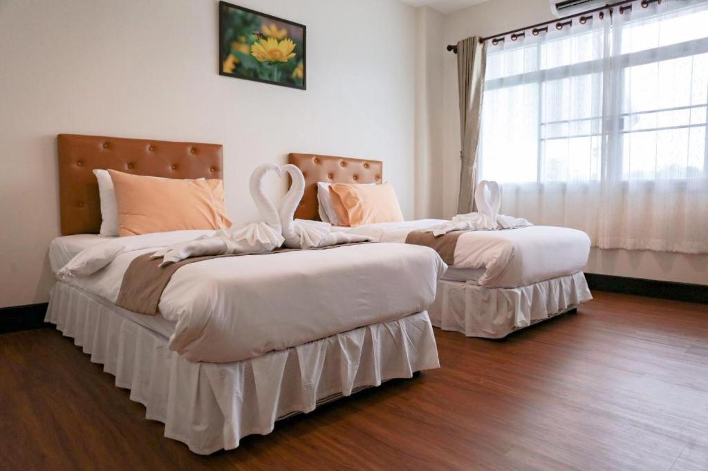 Rajapruek Place Чиангмай Екстериор снимка